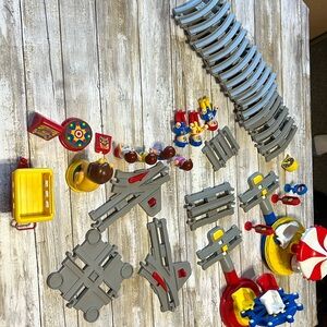 Vintage unimax lil playmates